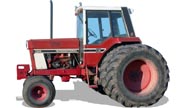 1586 tractor