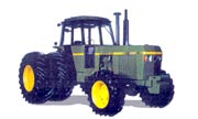 Chamberlain 4690 tractor