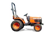 Kubota B7500 tractor