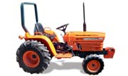 B8200 tractor