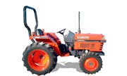 L2600 tractor