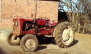 T320 tractor